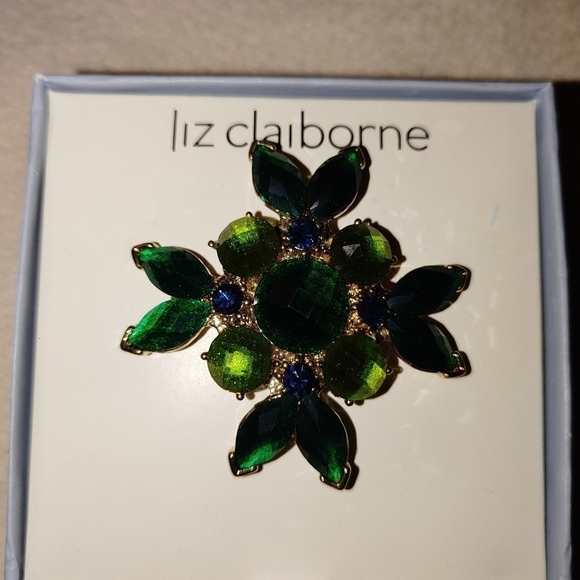 NEW LIZ CLAIBORNE GREEN GEMSTONE GOLD TONE BROOCH - Picture 2 of 2